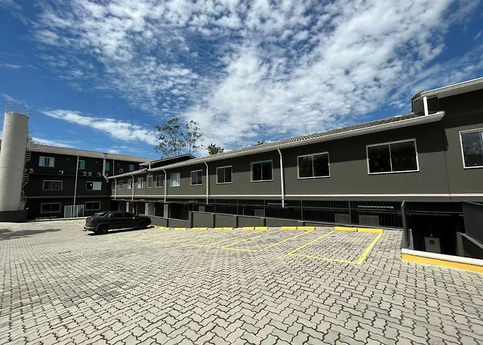 Penedo Inn